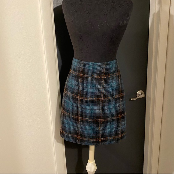 💜 Loft Plaid Skirt in Blue and Orange in Woven Material - Picture 1 of 8